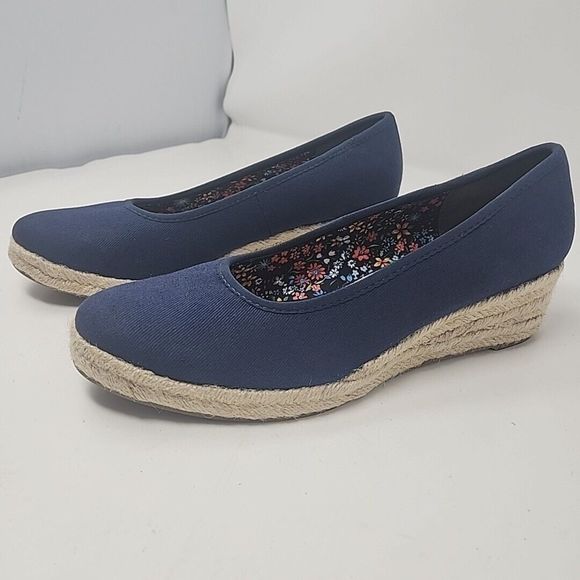 Life Stride Karma Espadrille Wedges Canvas Shoes Slip On Blue Size 10.5/11 - Picture 3 of 14